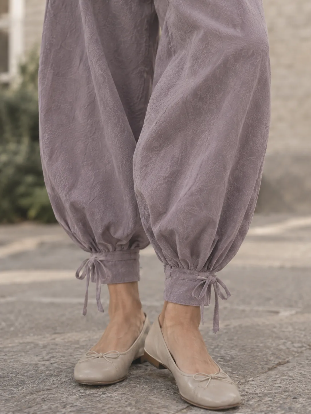 Cuff-Tie Balloon Trouser in Dusk — detail