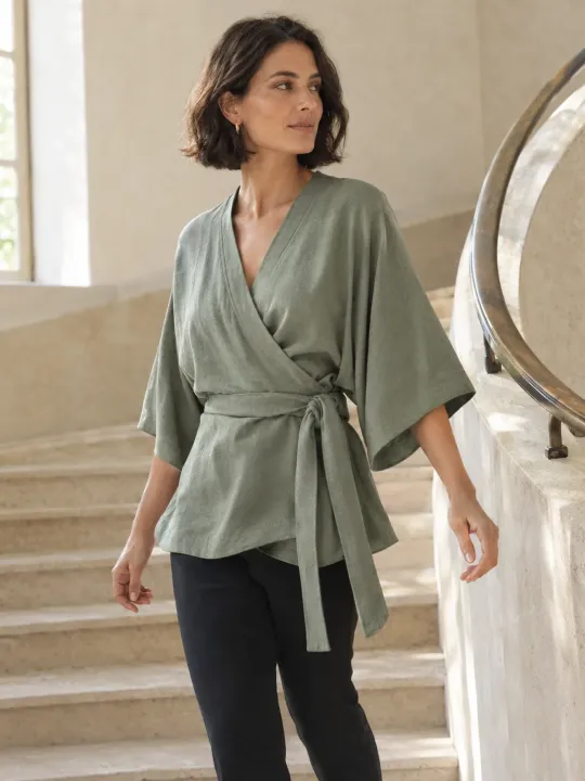 Glissade Kimono-Sleeve Wrap
