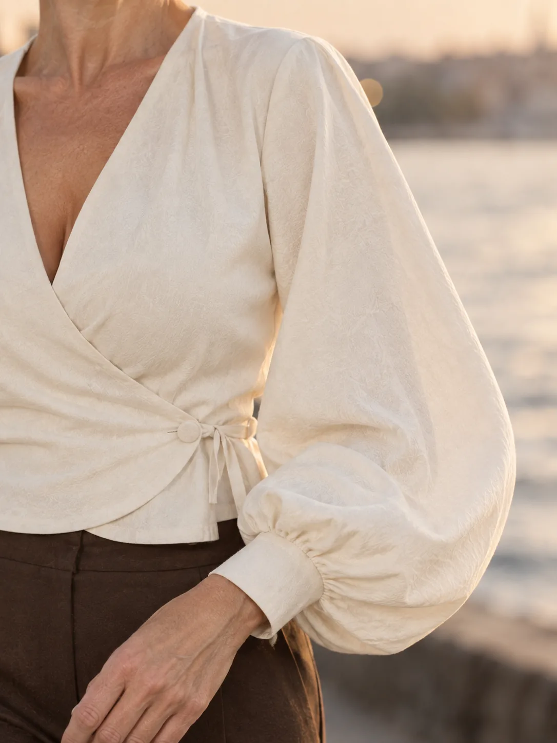 Port de Bras Balloon-Sleeve Wrap in Chalk — detail