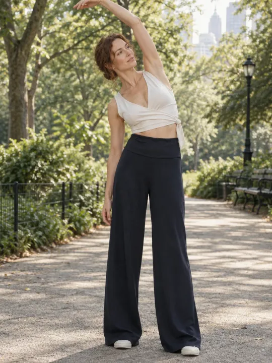 Studio Wide-Leg Trouser